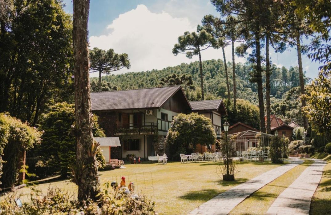 Pousada Casa Serena - Conforto E Exclusividade Em Campos Do Jordao - Campos do Jordao — Fotos 2